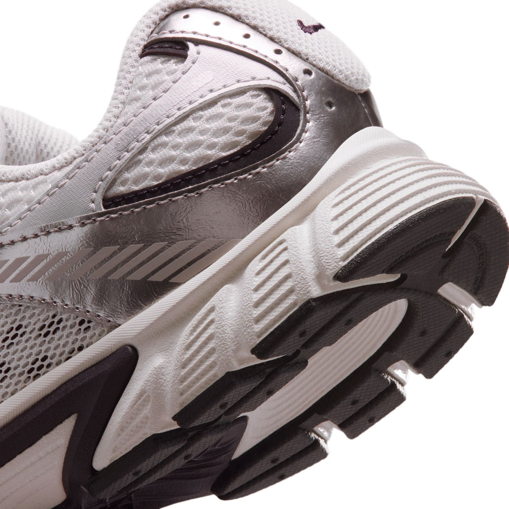 Nike V5 RNR (Little Kid/Big Kid)